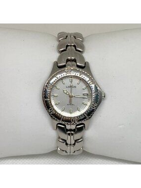 Vintage lorus steel women watch Japan all stainless steel date 28mm 6.5”running